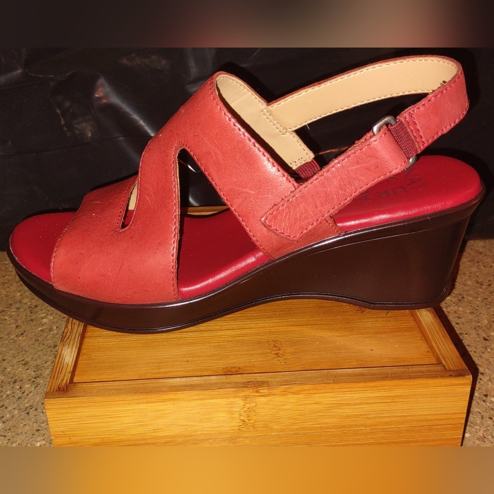 Naturalizer Valerie Red Leather Wedge Sandals